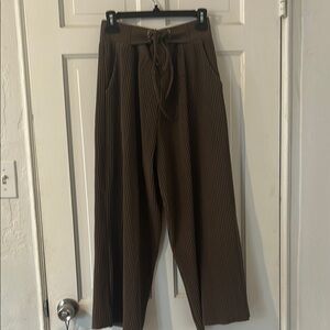 Brown Pleated Drawstring Women’s Pants